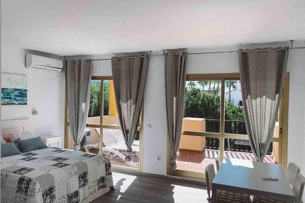 Romana Playa Marbella Esterno foto